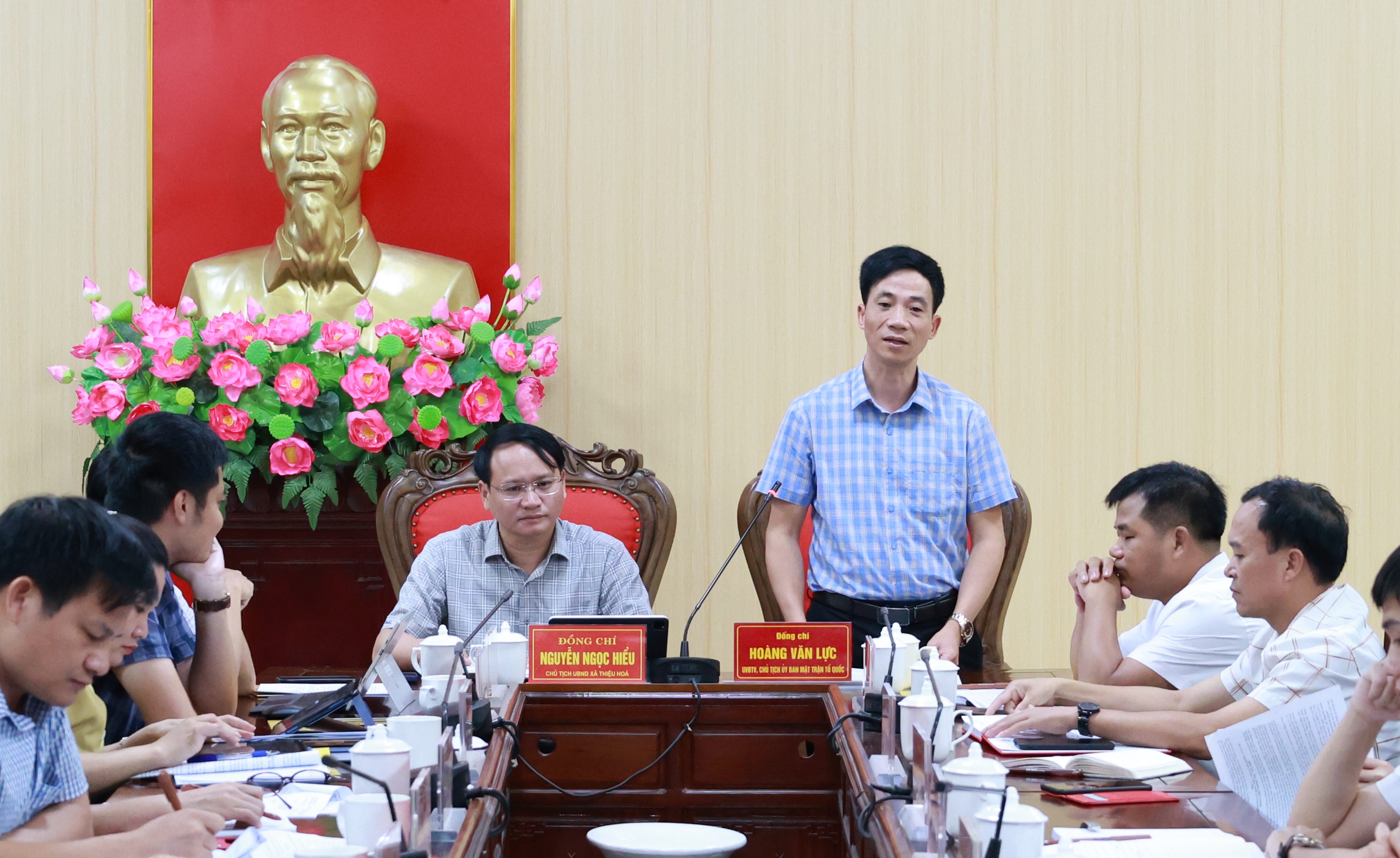 Anh-tin-bai