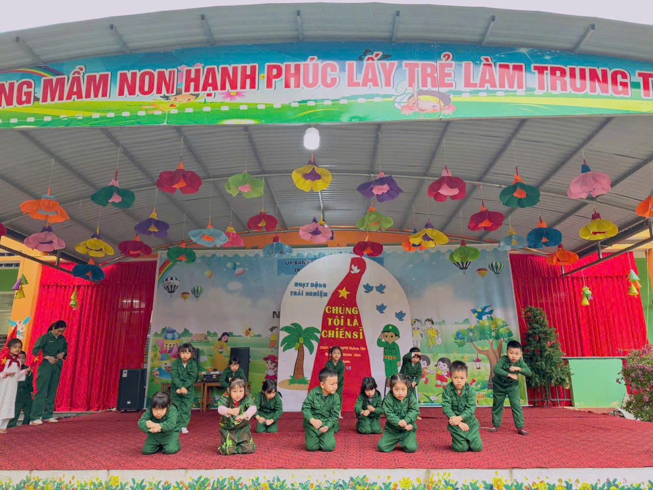 Anh-tin-bai