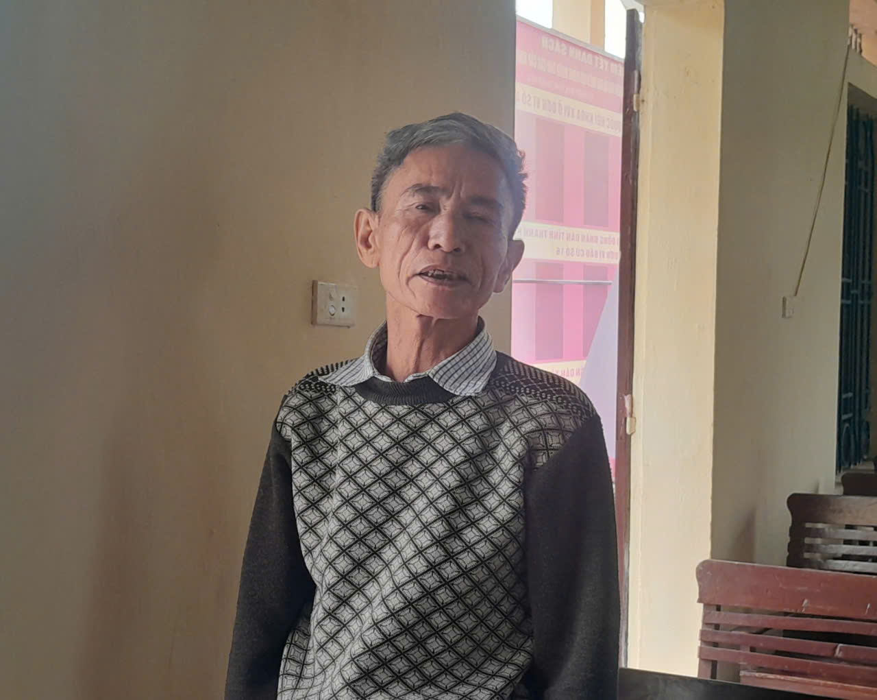 Anh-tin-bai