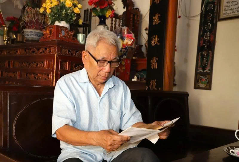 Anh-tin-bai