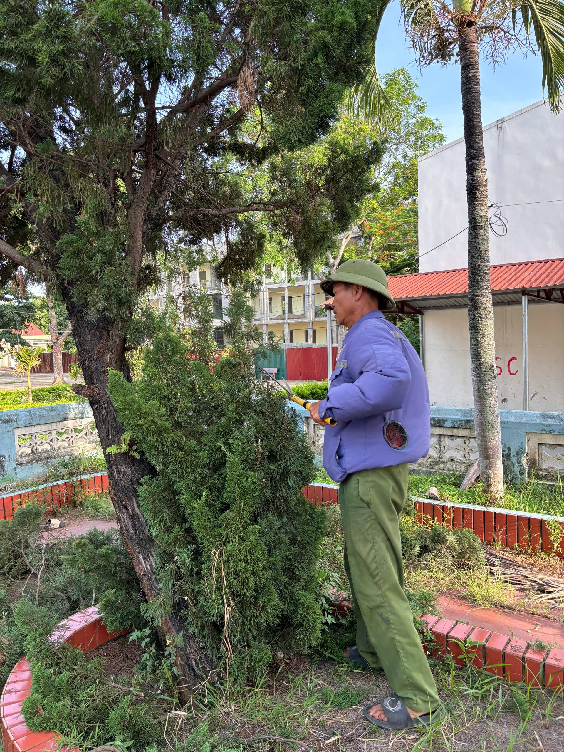 Anh-tin-bai