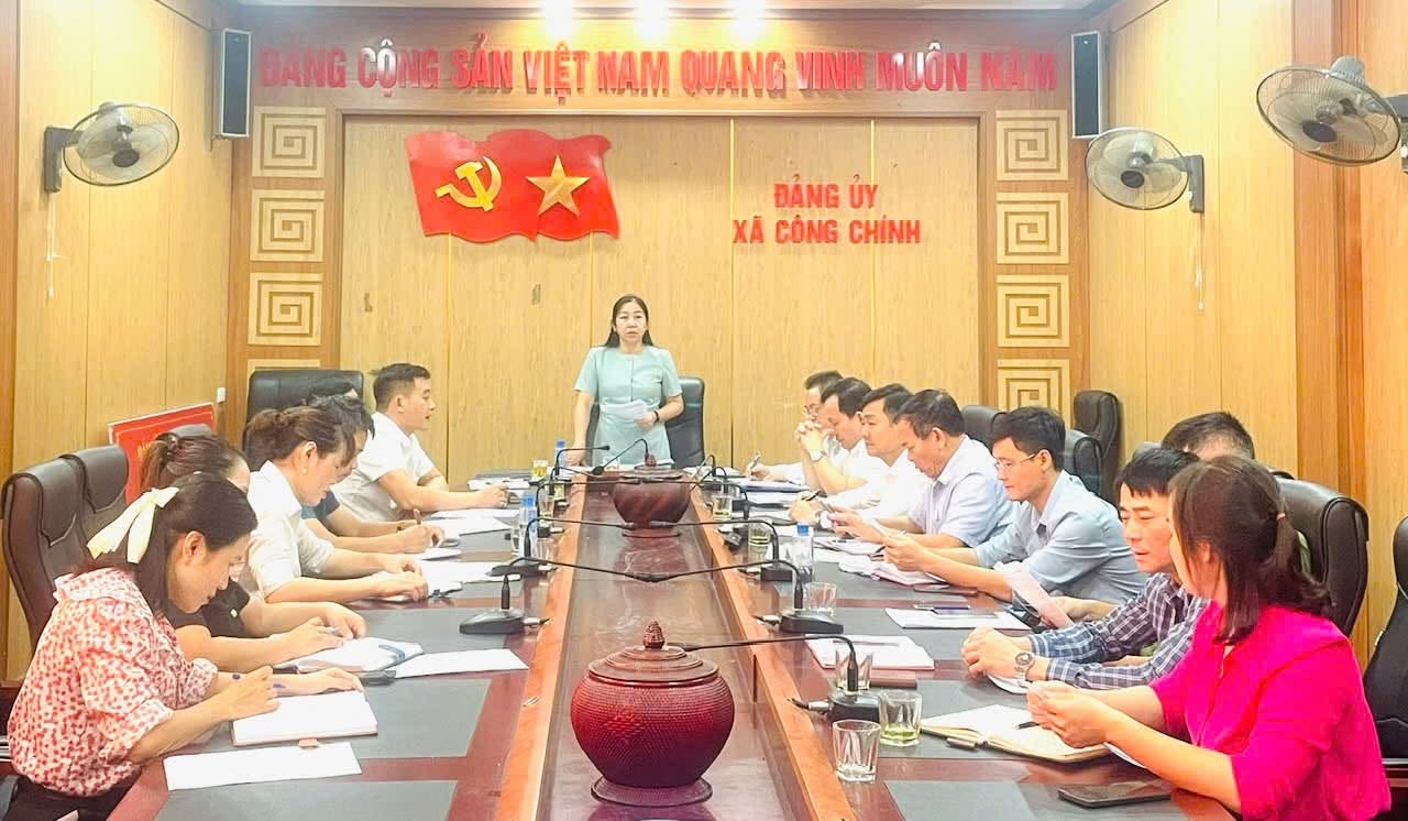 XÃ CÔNG CHÍNH: SƠ KẾT TÌNH HÌNH DLXH VÀ HOẠT ĐỘNG CỦA BAN CÔNG TÁC 35 XÃ 9 THÁNG NĂM 2026. TRIỂN KHAI NHIỆM VỤ QUÝ IV- 2026.