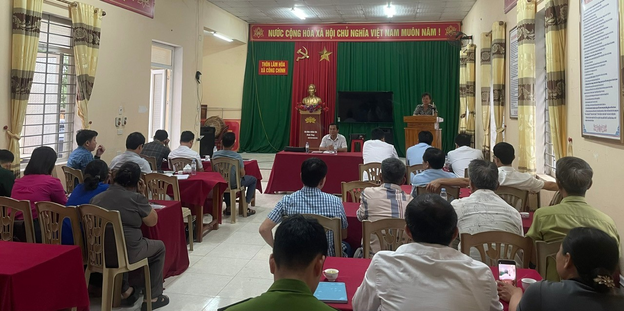 THƯỜNG TRỰC ĐẢNG ỦY XÃ CÔNG CHÍNH TỔ CHỨC ĐOÀN CÔNG TÁC LÀM VIỆC VỚI CẤP ỦY CHI BỘ, BAN CTMT HAI THÔN  LÂM HÒA, ỔN LÂM