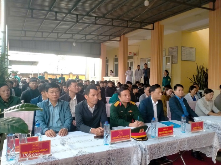 Description: C:\Users\User\Desktop\DANG CONG\z7199662488832_7611fb5a83f74fd04e3fe07443d94d3f.jpg