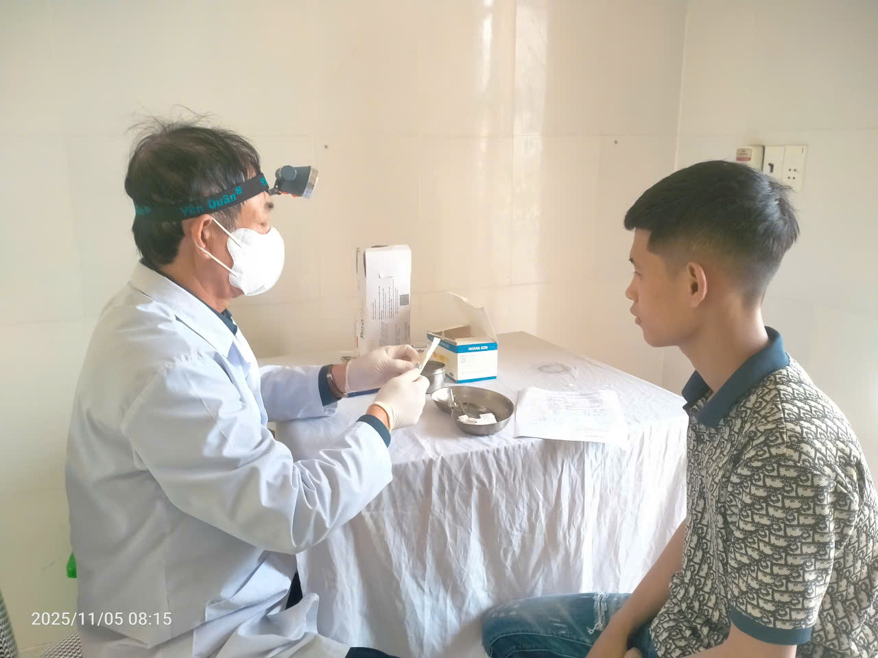 Description: C:\Users\User\Desktop\DANG CONG\z7199661994906_a0e860cb15d985e9d53ce72bee397de9.jpg