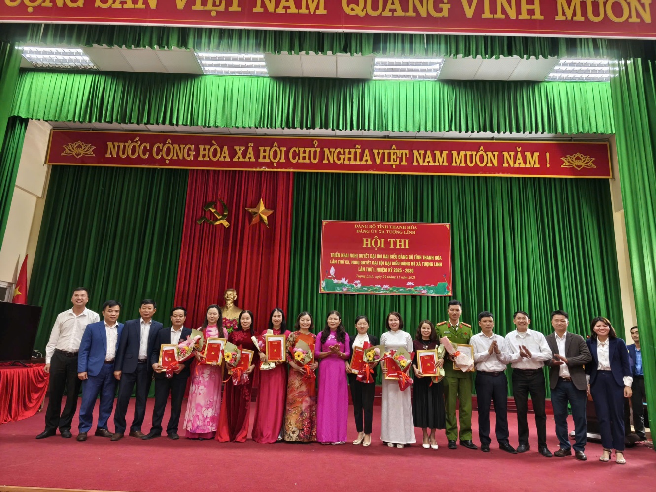 Description: C:\Users\User\Desktop\111\New folder\z7275901133381_1e8443587055d32d9fe4e82d31c220a9.jpg