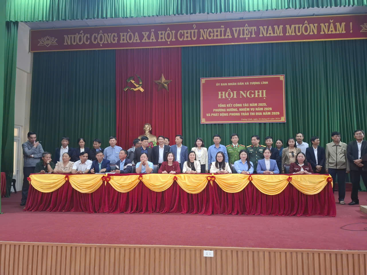 Description: C:\Users\User\Desktop\111\tuyen truyen\z7446104083137_1c354411735dc02818ea5fba4a8f67a7.jpg