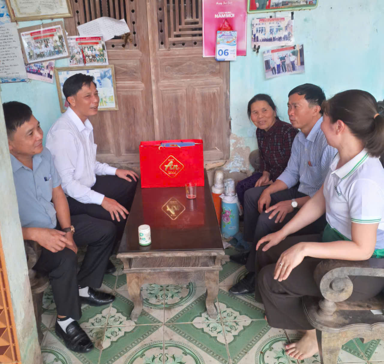 Description: C:\Users\User\Desktop\TẶNG qUA\z7510016807335_1371de866aedfb7fe8d3c85aa7f59239.jpg