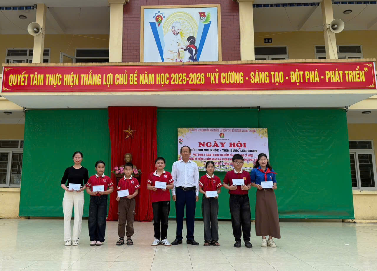 Description: C:\Users\User\Desktop\113\z7656639484383_6b58d1e6c4a886748e5264def819f54a.jpg