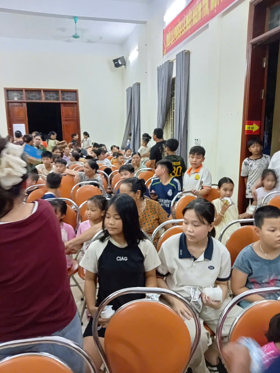 CÁC THÔN TRÊN ĐỊA BÀN XÃ TƯỢNG LĨNH TỔ CHỨC NGÀY QUỐC TẾ THIẾU NHI 01/6