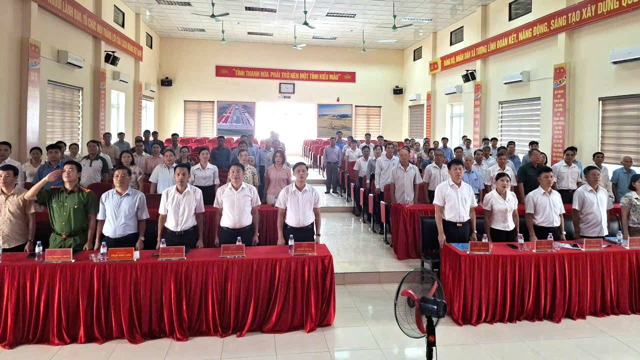 Description: C:\Users\User\Desktop\ANH SƠ KẾT ĐẢNG\z7998722107082_3d33f9c1d925d3acc9073b56a86e06bc.jpg