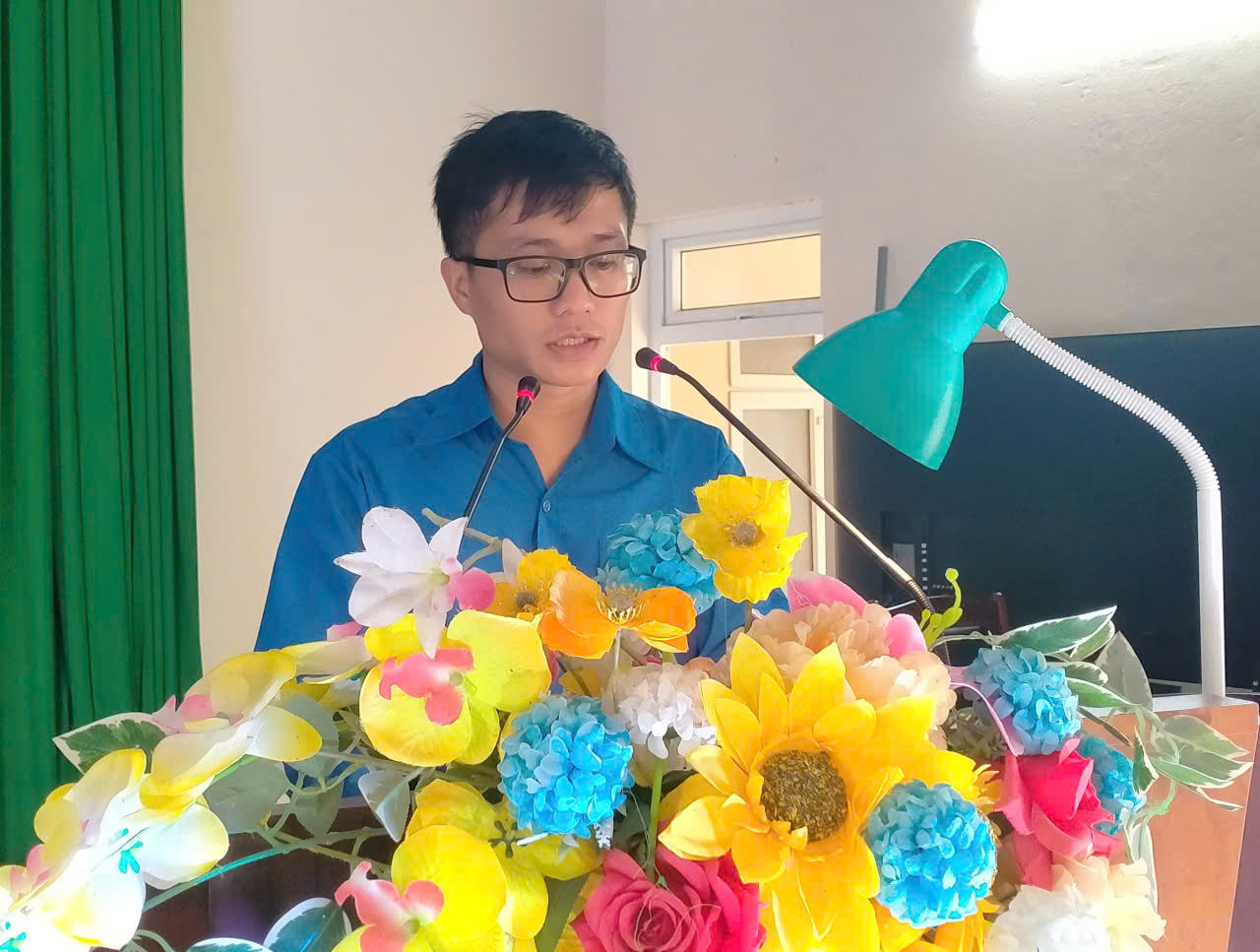 Anh-tin-bai