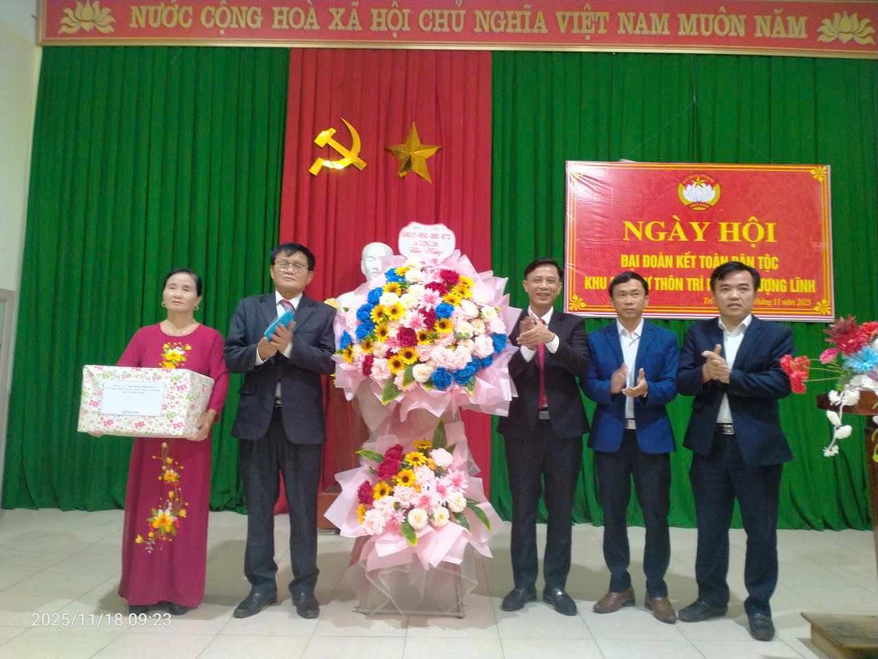 Khu dân cư thôn Trí Phú tổ chức Ngày hội Đại đoàn kết toàn dân tộc.