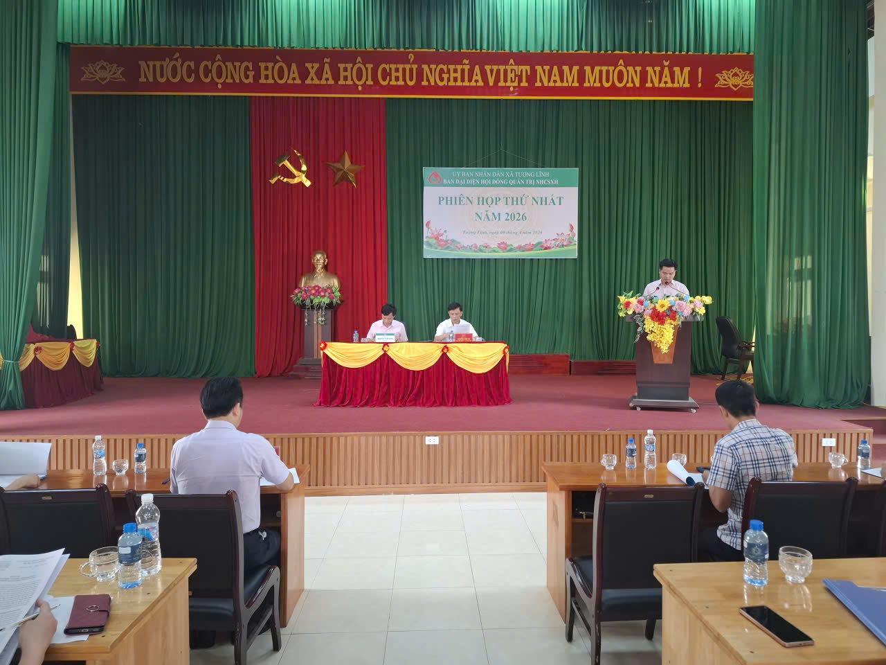 Ban đại diện Hội đồng quản trị Ngân hàng Chính sách xã hội xã Tượng Lĩnh đã tổ chức phiên họp lần thứ nhất