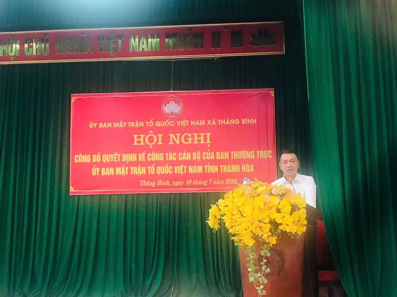 Anh-tin-bai