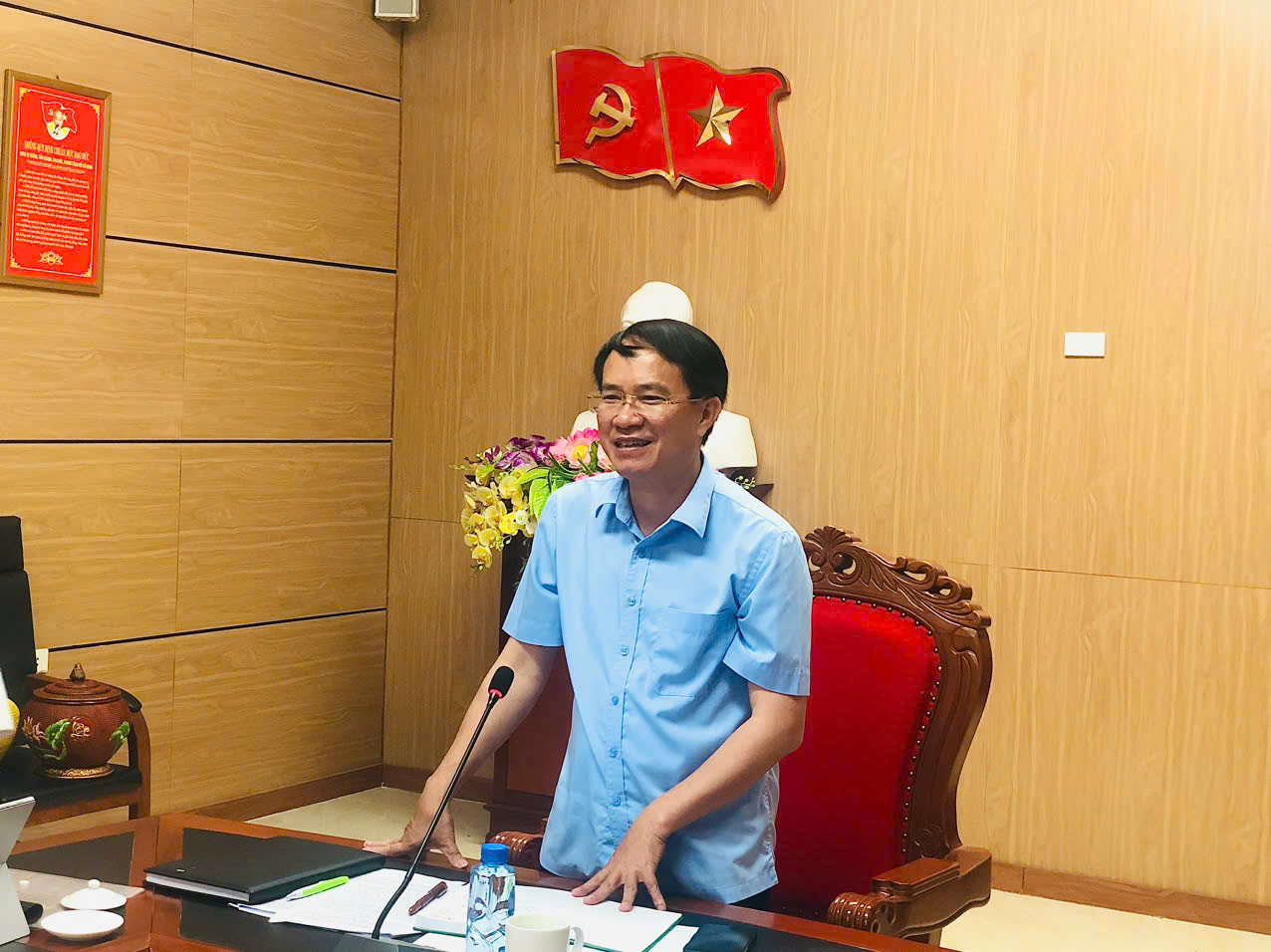 Anh-tin-bai