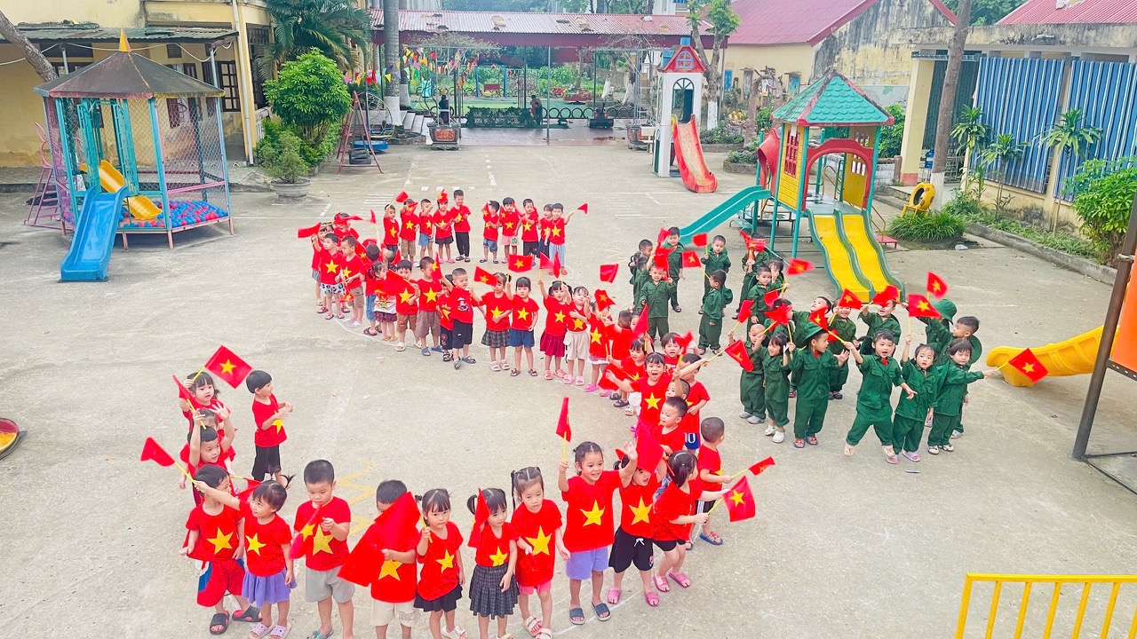 NIỀM VUI TỪ NHỮNG ĐIỀU GIẢN DỊ