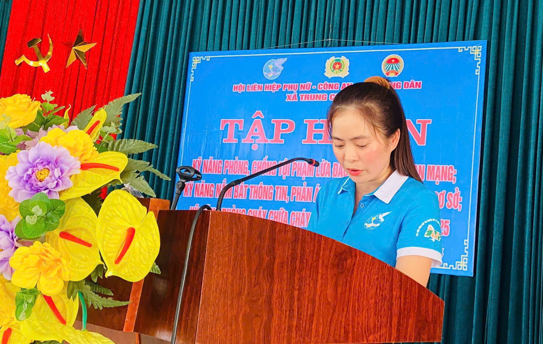 Anh-tin-bai
