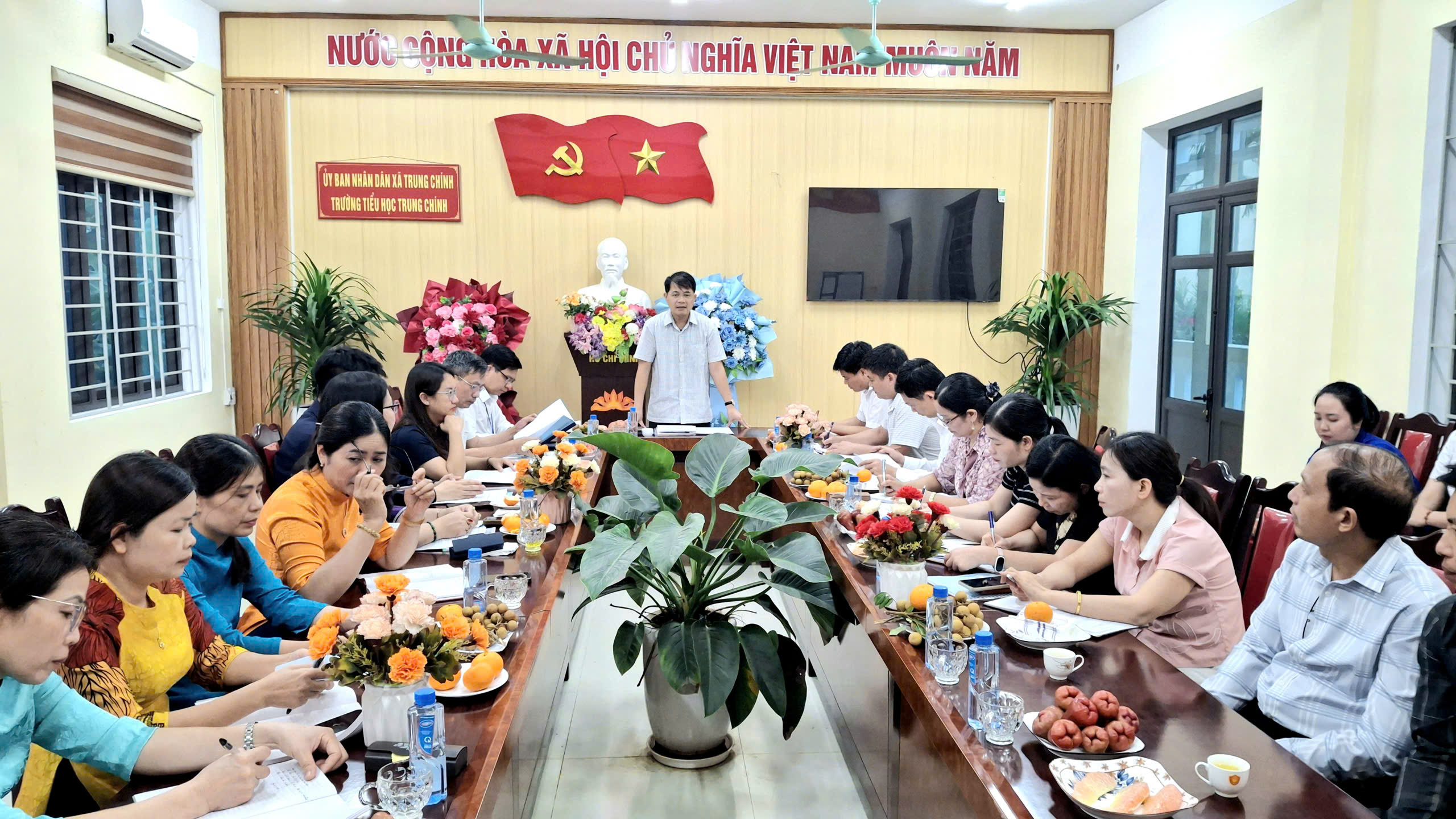 Anh-tin-bai