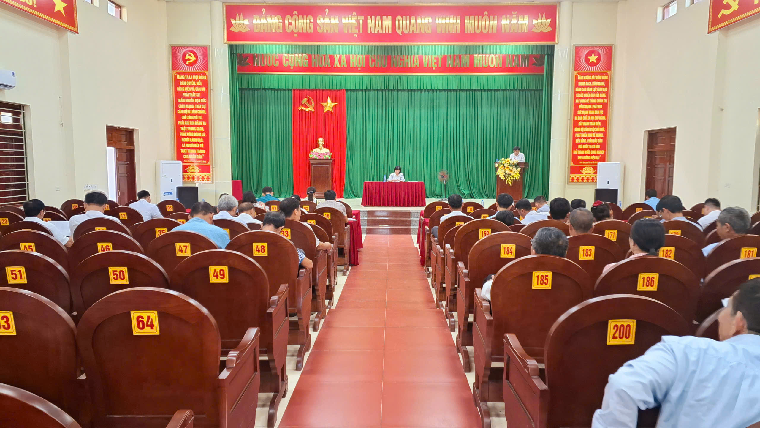 Xã Thắng Lợi triển khai kế hoạch tiêm phòng cho đàn gia súc, gia cầm đợt 2 năm 2025