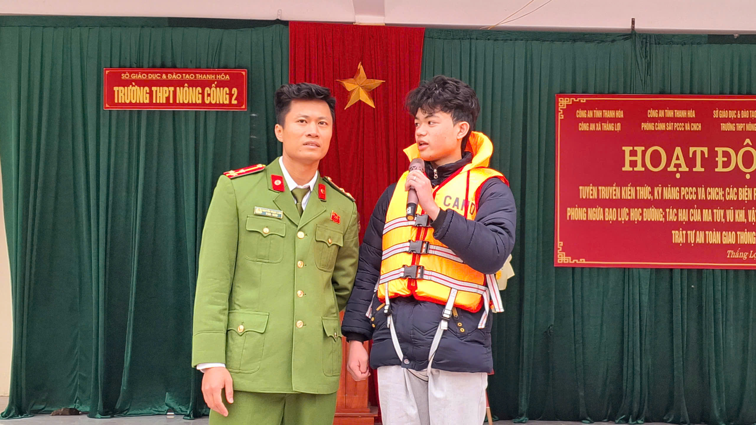 Tuyên truyền kiến thức, kỹ năng phòng cháy chữa cháy và cứu nạn cứu hộ, các biện pháp phòng tránh tai nạn đuối nước tại Trường THPT Nông Cống 2