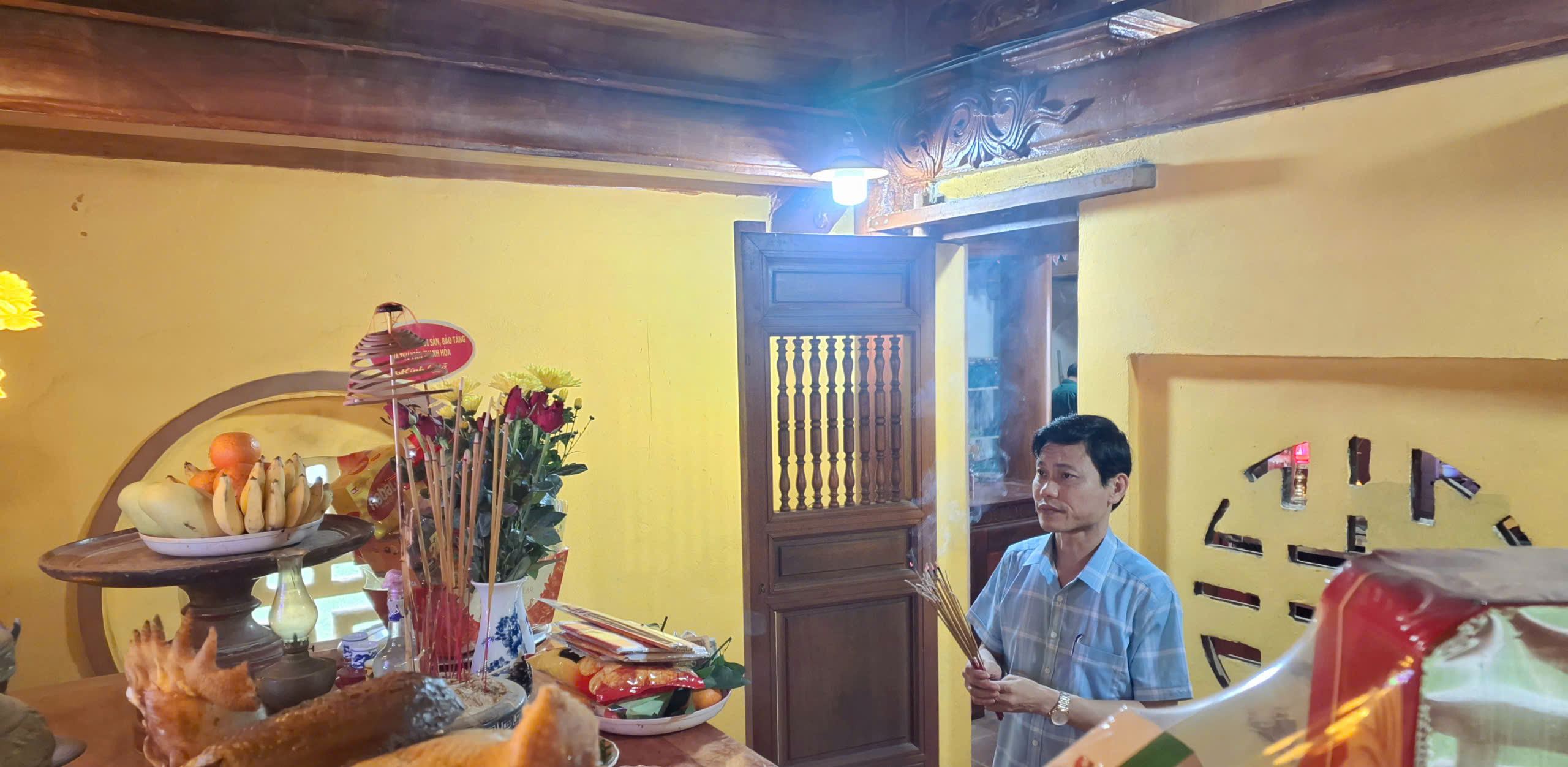 Anh-tin-bai