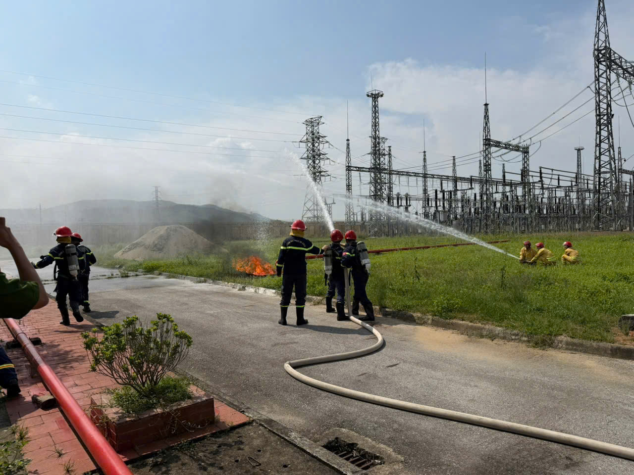 Diễn tập phương án chữa cháy, cứu nạn cứu hộ