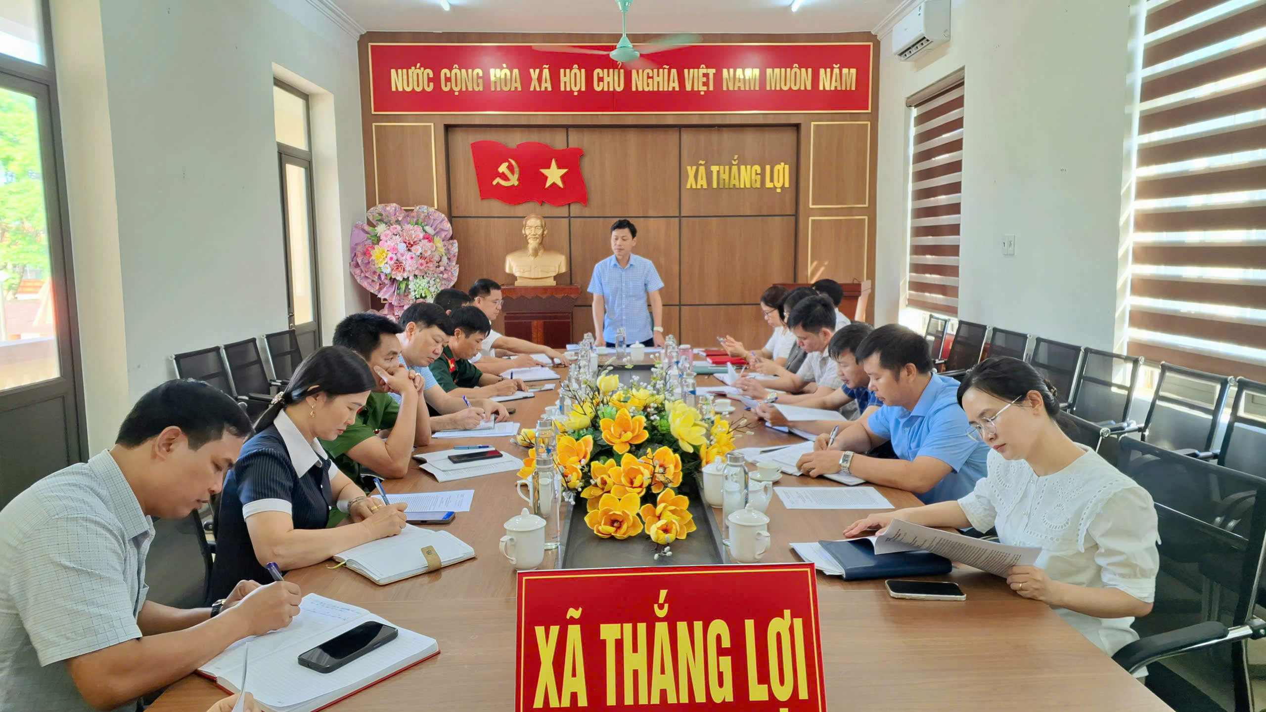UBND xã Thắng Lợi tổ chức hội nghị thường kỳ tháng 5, triển khai nhiệm vụ trọng tâm tháng 6 năm 2026