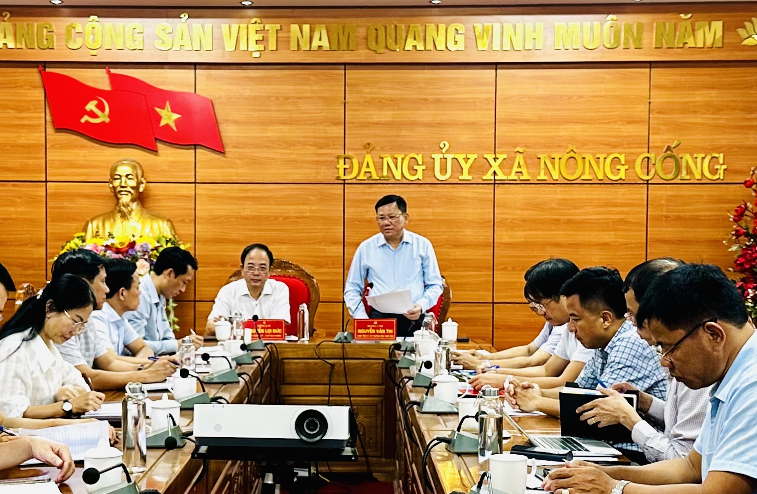 Anh-tin-bai