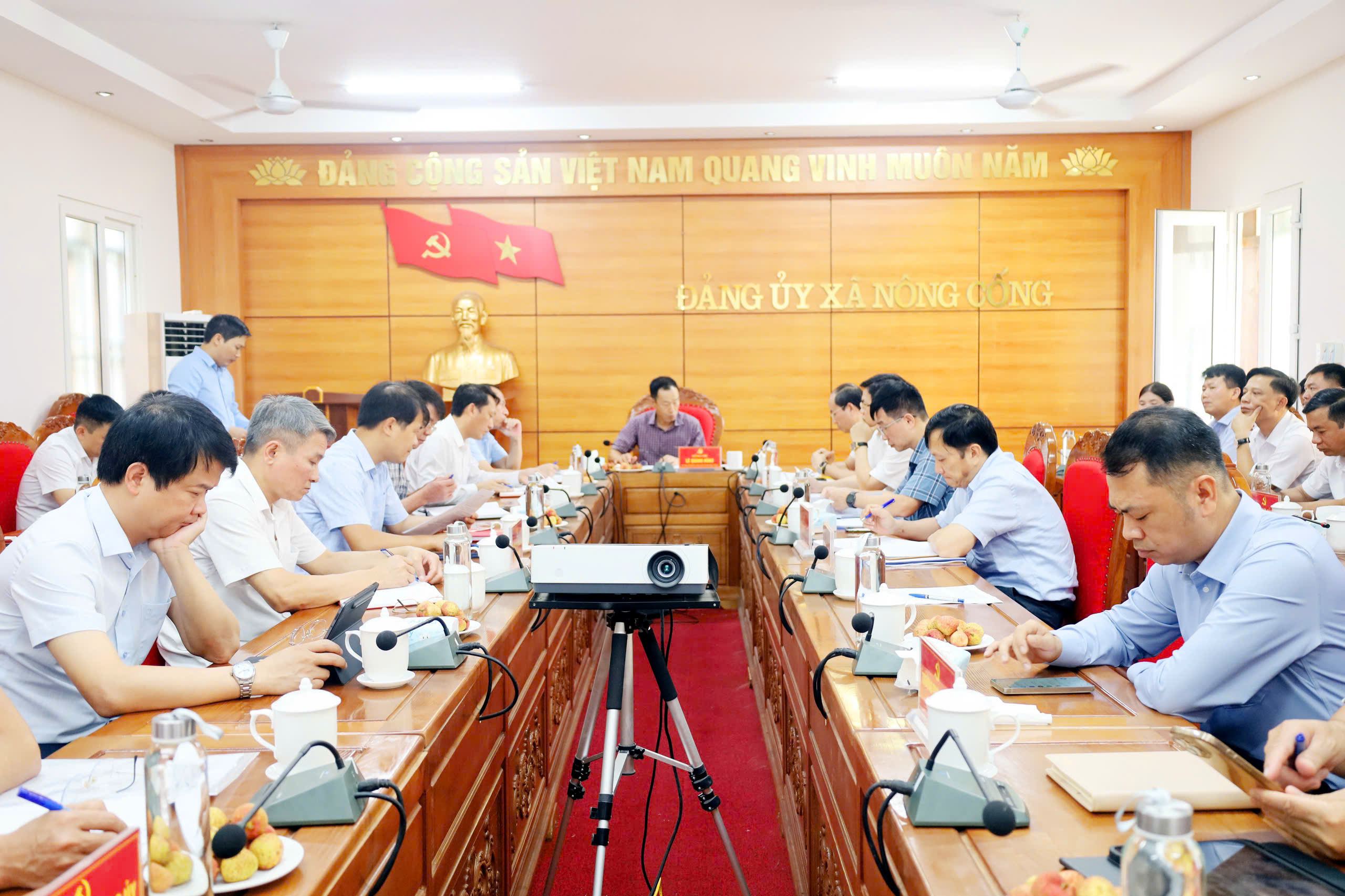 CÔNG BỐ QUYẾT ĐỊNH, KẾ HOẠCH KIỂM TRA ĐỐI VỚI BAN THƯỜNG VỤ ĐẢNG ỦY CÁC XÃ