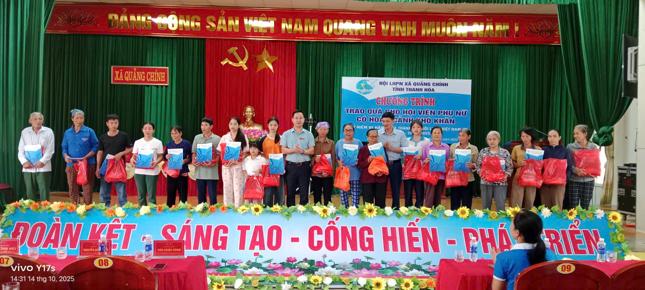 HỘI LIÊN HIỆP PHỤ NỮ XÃ QUẢNG CHÍNH TỔ CHỨC TRAO QUÀ CHO HỘI VIÊN PHỤ NỮ CÓ HOÀN CẢNH KHÓ KHĂN