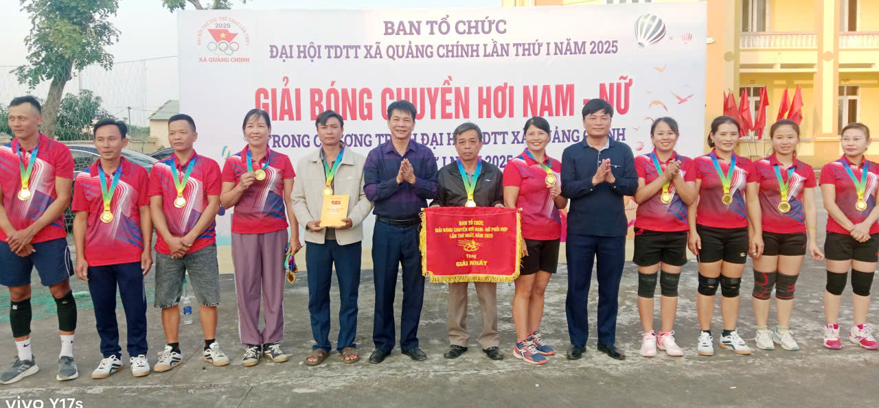 UBND XÃ QUẢNG CHÍNH BẾ MẠC GIẢI BÓNG CHUYỀN HƠI NAM NỮ NĂM 2025