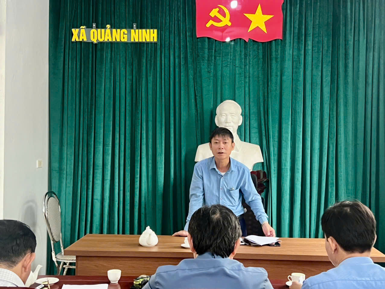Anh-tin-bai