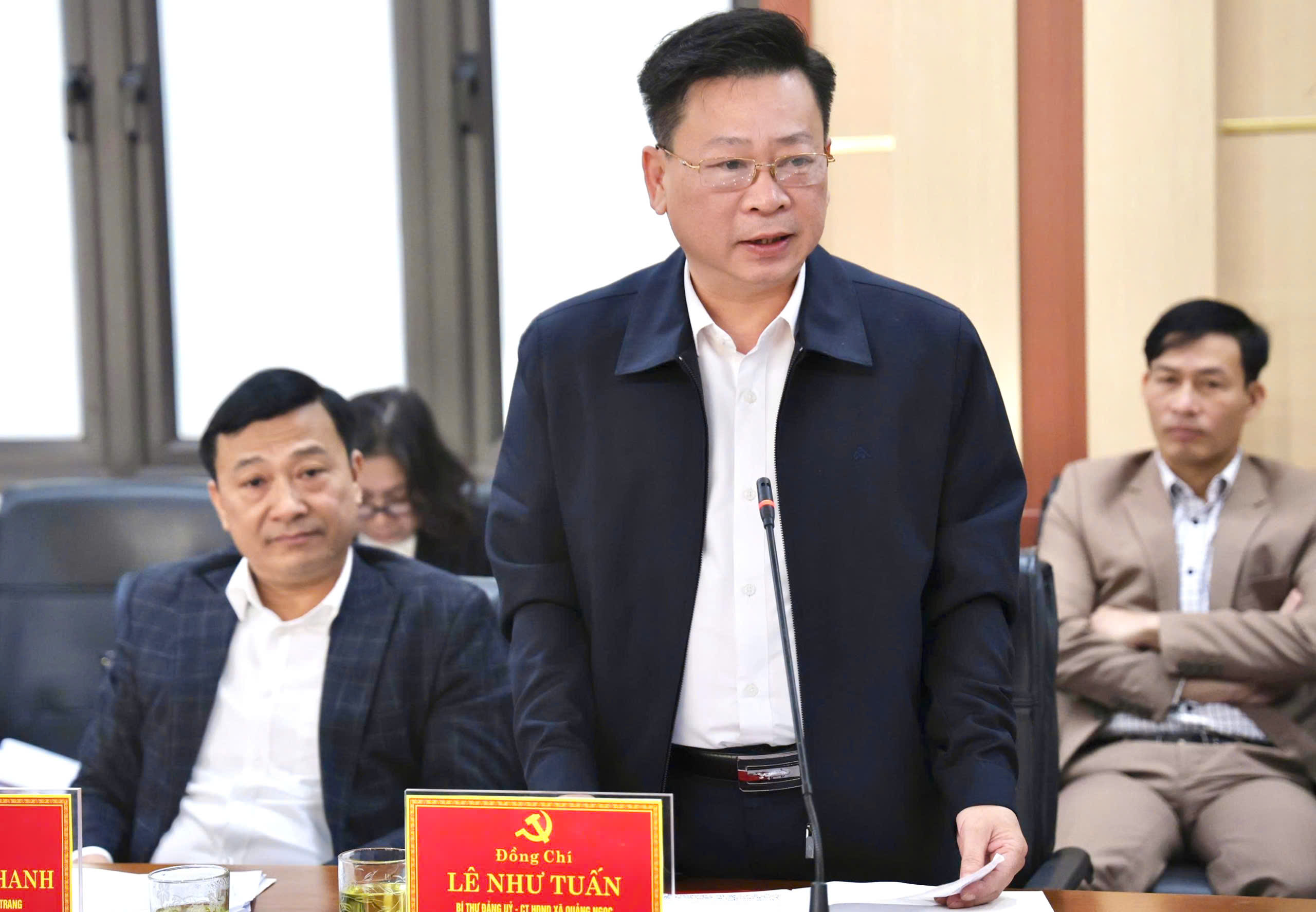 Anh-tin-bai