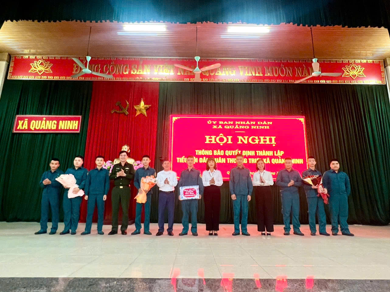 UBND xã Quảng Ninh tổ chức Hội nghị thông báo Quyết định thành lập Tiểu đội Dân quân thường trực 