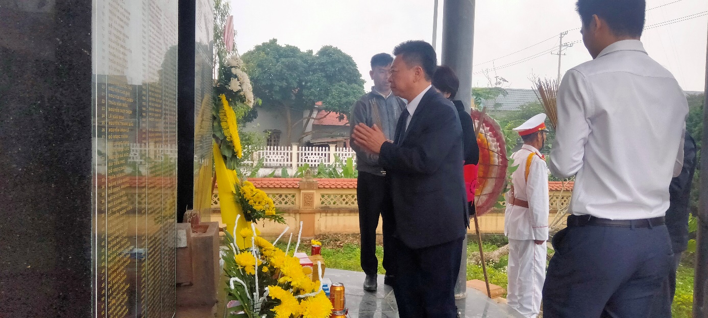 D:\Trung tâm CU DVC\2026\Viêng Tượng Đài Liệt sỹ\IMG20260212081049_1.jpg