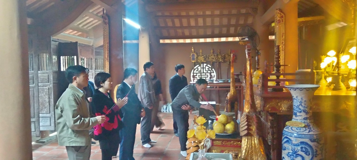 D:\Trung tâm CU DVC\2026\Viêng Tượng Đài Liệt sỹ\IMG20260212083522_1.jpg