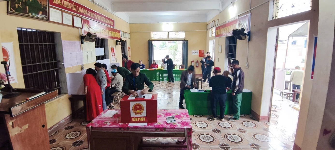 D:\Trung tâm CU DVC\2026\Bầu Cử 2026\z7621546101911_0599589c209f4e50b3a6b902dc1aaff1.jpg