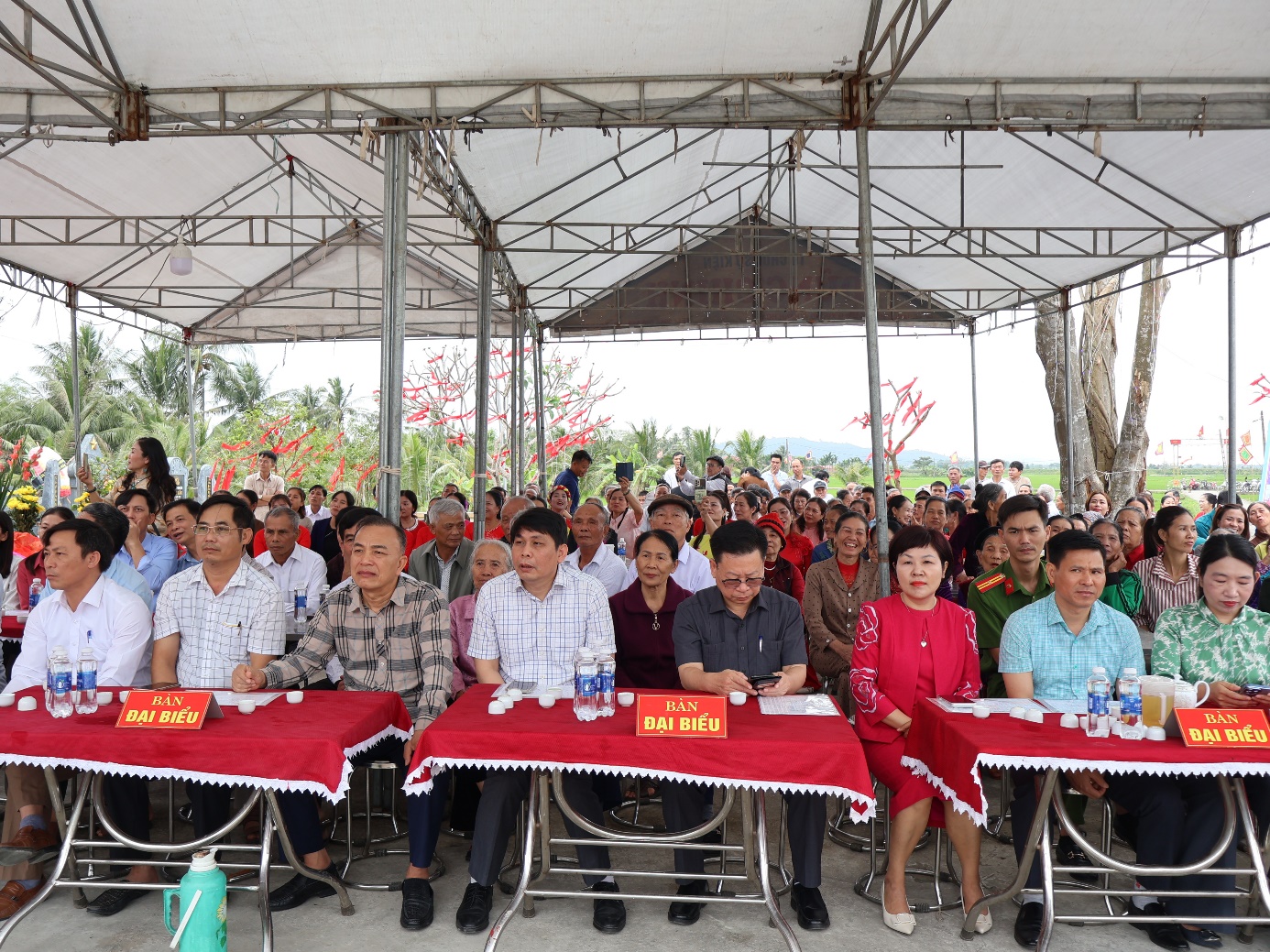 D:\Trung tâm CU DVC\2026\Tôn Giáo Tín ngưỡng\Nghè Quốc Mẫu Hoàng Bà Ngọc Bình\IMG_4555.JPG