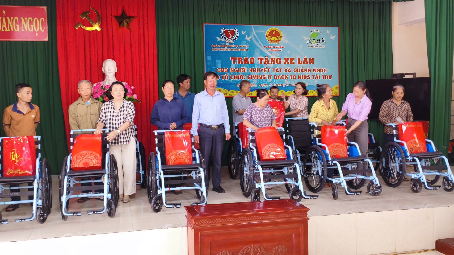 D:\Trung tâm CU DVC\2026\Phòng Văn Hóa\Sang\Xe Lăn\5.jpg