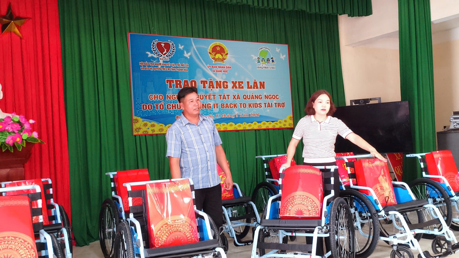 D:\Trung tâm CU DVC\2026\Phòng Văn Hóa\Sang\Xe Lăn\4.jpg