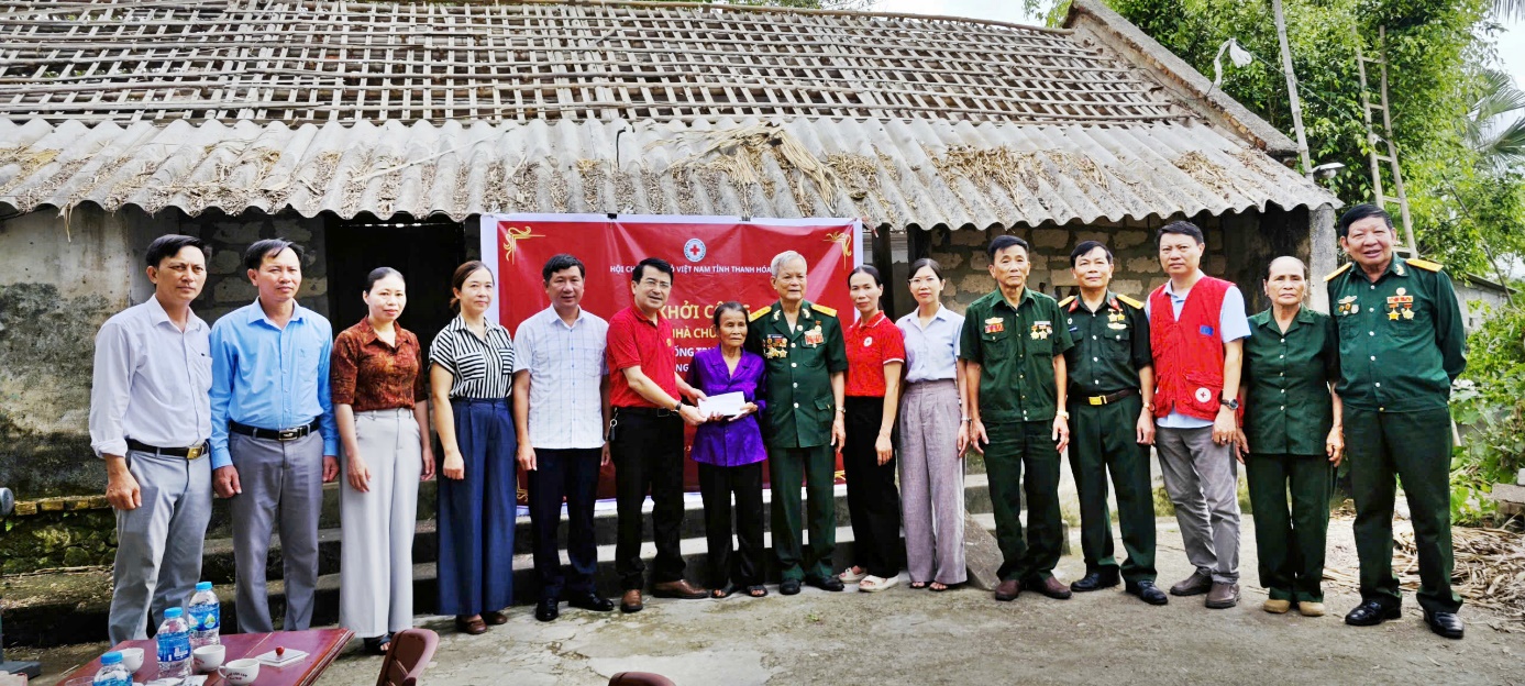 D:\Trung tâm CU DVC\2026\Phòng Văn Hóa\Thuy\z7881129650809_14fd03384f36c9aa79ec1b8d5a942876.jpg