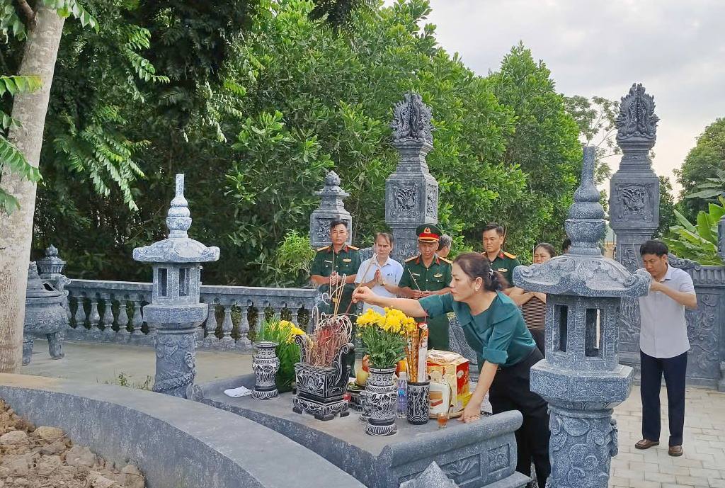 F:\Trung tâm CU DVC\2026\27.7.2026\1784771369789_2219369348850379705_g5875978979112379390_7592d836838b2e66bef552a07232abed.jpg