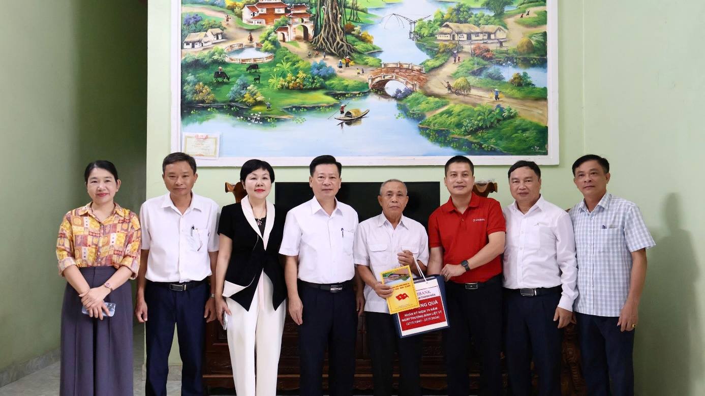 F:\Trung tâm CU DVC\2026\27.7.2026\1784773153803_2219369348850379705_g5875978979112379390_b228b9053460af4b5b0c0e4ee4320cf8.jpg