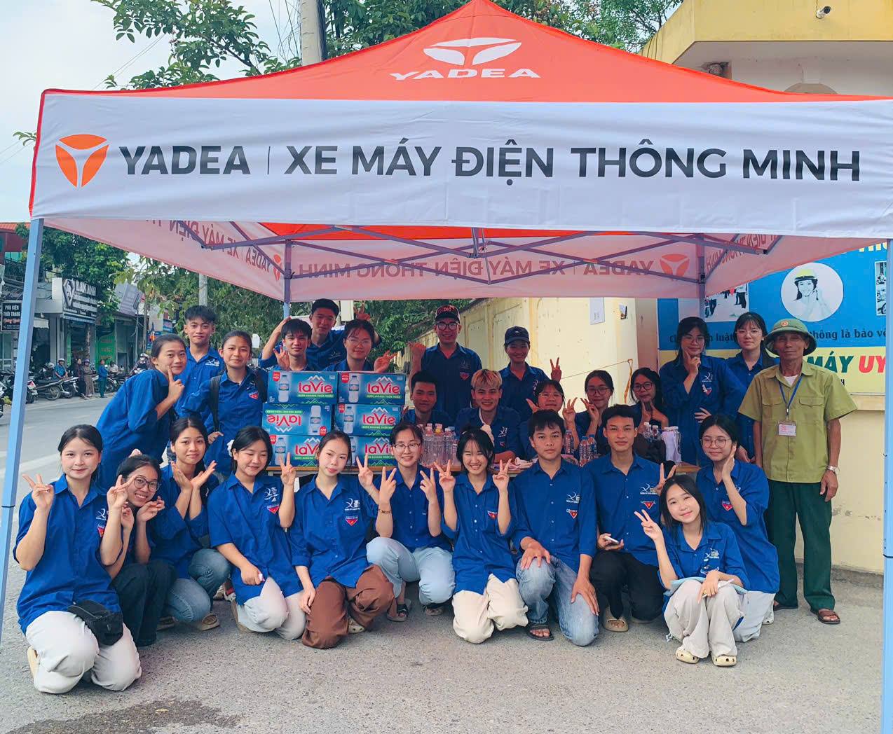 F:\Trung tâm CU DVC\2026\Đoàn Xã Tiến Anh\1780653389932_1048875079332903419_1048875079332903419_913c4ab673cd81dc6faf5f1363e5968f.jpg
