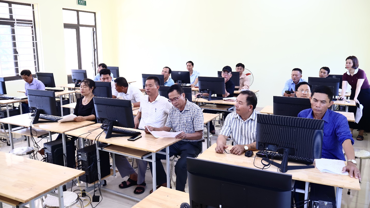 F:\Trung tâm CU DVC\2026\Phòng Văn Hóa\Ninh PVH\Tập Huấn\IMG_8401.JPG