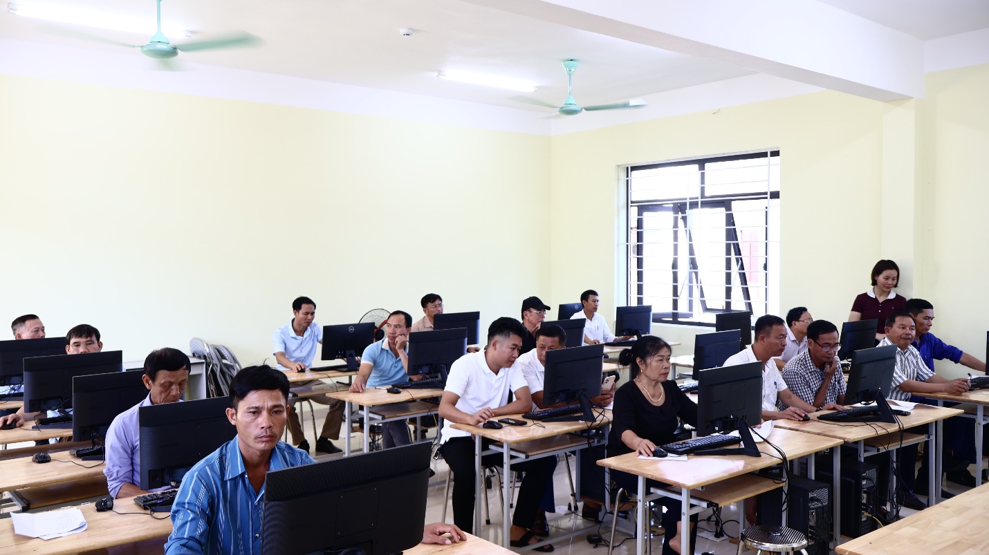 F:\Trung tâm CU DVC\2026\Phòng Văn Hóa\Ninh PVH\Tập Huấn\IMG_8404.JPG