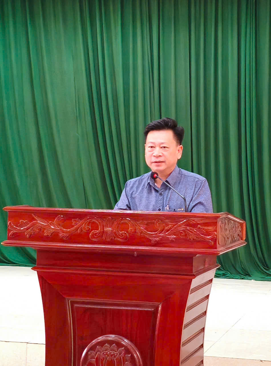 D:\Hiếu 2025\Hội Nghị\z6794182052491_23aab7019a0be196b32d98dd76427862.jpg