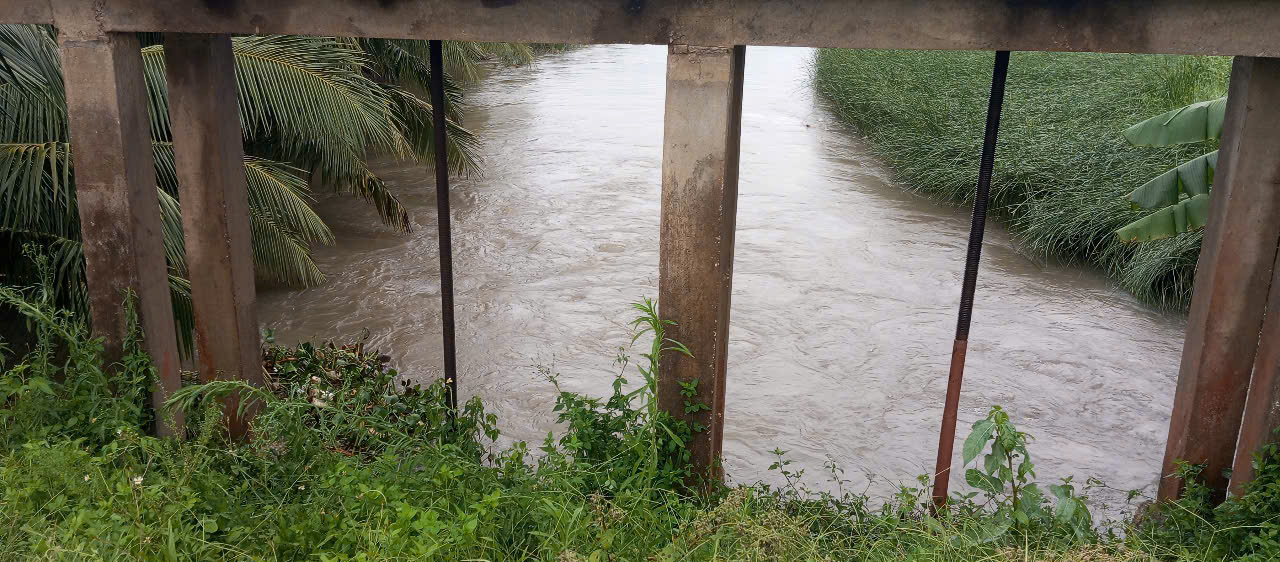 D:\QUẢNG NGỌC\Nhớ tạm\4041ac5d-2939-4adf-9329-8af1ac436518.jpg