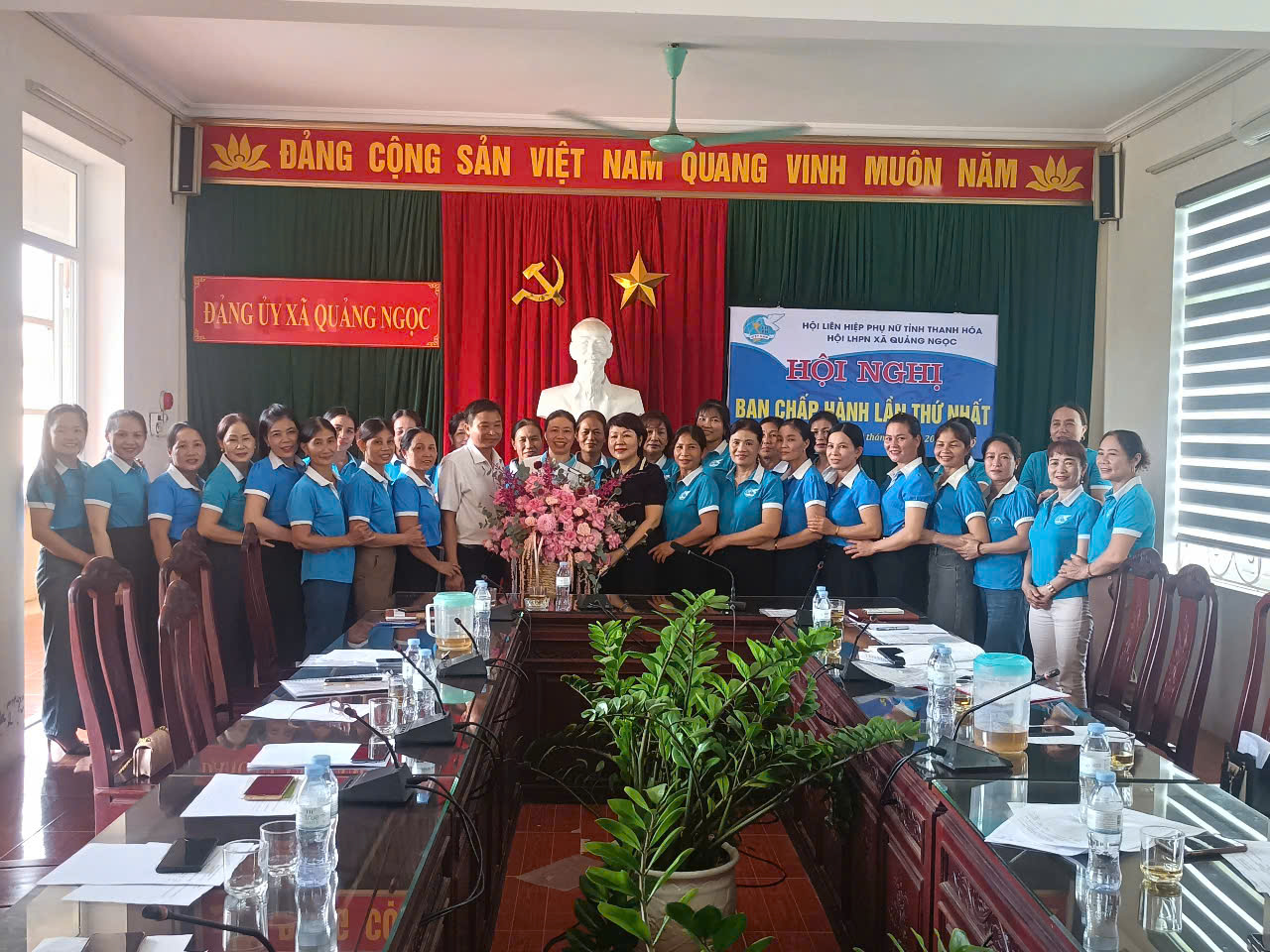 D:\Tuyên truyền\Ảnh\PN\gen-h-z6859383321623_1b6119679d462adca66f450dab0e8e67.jpg